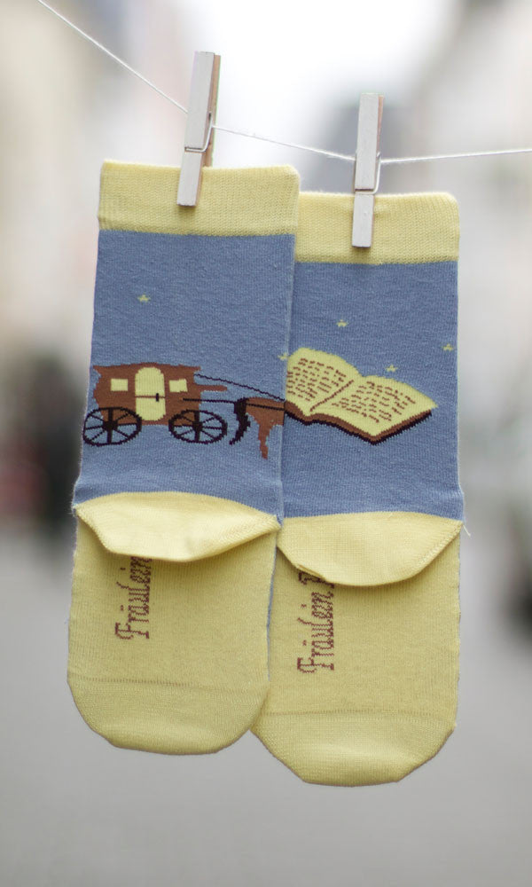 Gestiefelter kater Socke hinten