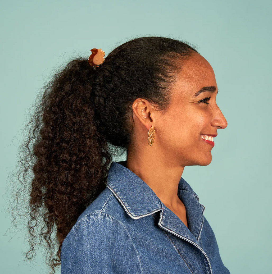 Kleine süße Eichhörnchen Haarspange mit Brauntönen