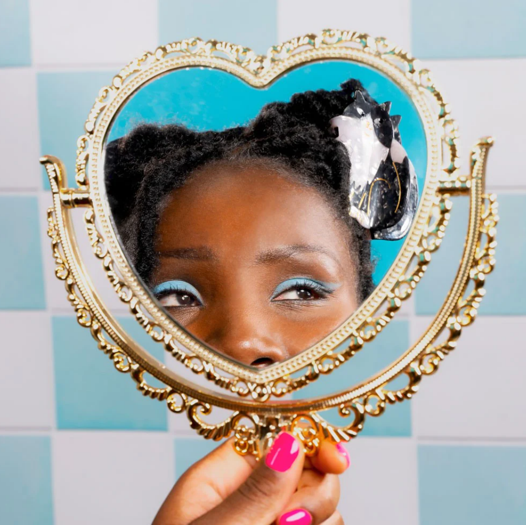 Süße schwarz-weiße Katzenhaarspange, perfekt geeignet für Katzenliebhaber