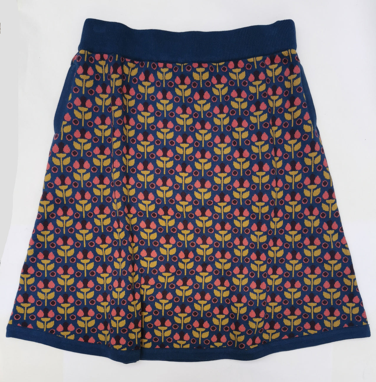 Weicher Rock in Garden Muster in den Farben blau und rosa von About Betty