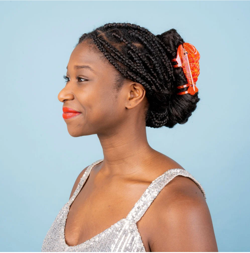 Schimmernd rote Lobster Haarklammer mit Glitzerdetails.