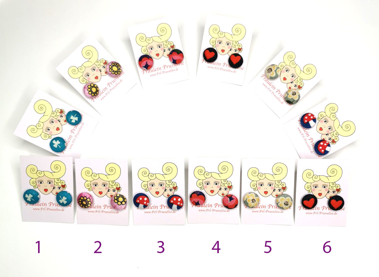 Besonders schoene Ohrringe aus original Retrostoffen.