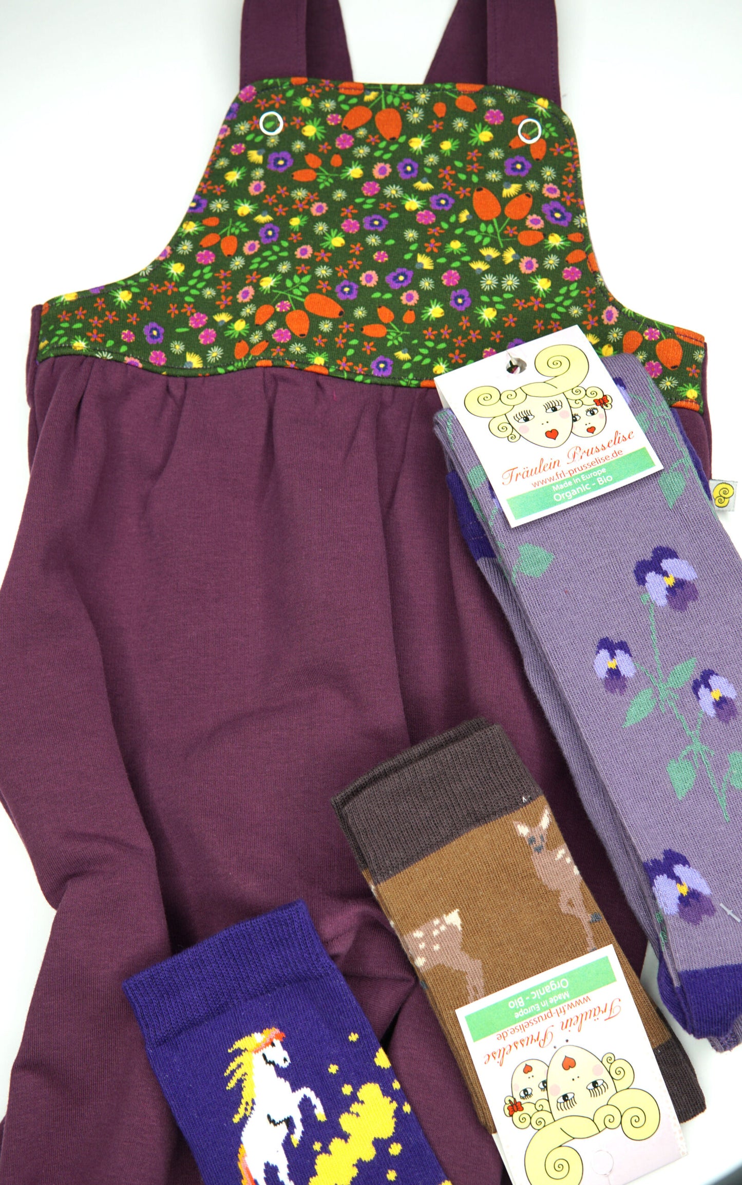 Latzfratz Latzhose mit Millefleurs olive und mauve von Fräulein Prusselise