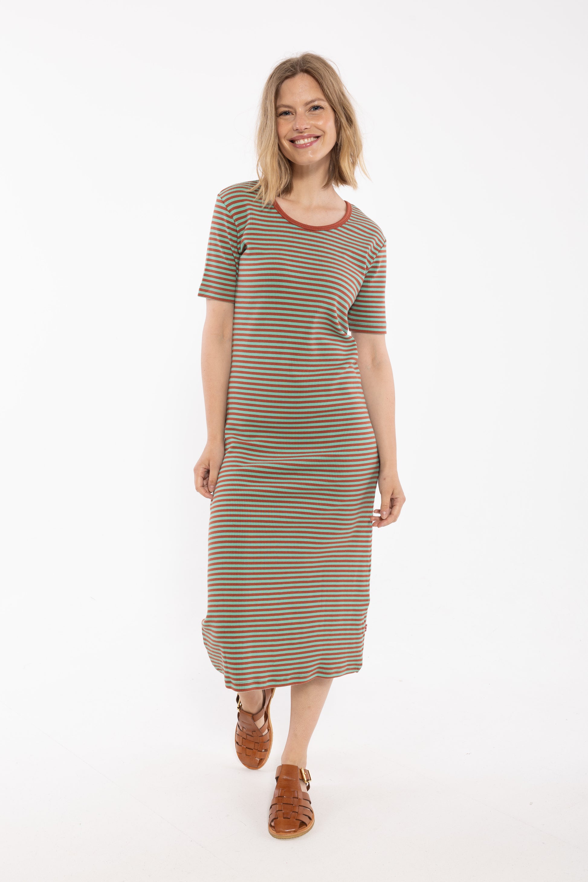 Damen Kleid kurzarm mit Ringeln in mint und rost aus schwerer Rib-Qualität Baumwolle.