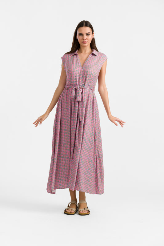 Damen Kleid organic, zart geblümt aus weich fließendem rosa Stoff, wadenlang mit Bindegürtel und seitlichen Eingrifftaschen.