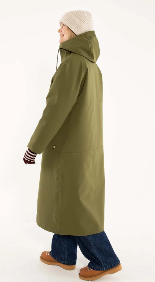 Wintermantel im Lagenlook Multifunktional mit abknöpfbarem Futtermantel und regendichtem Außenmantel, toller Allrounder in zeitlosem Oliv.