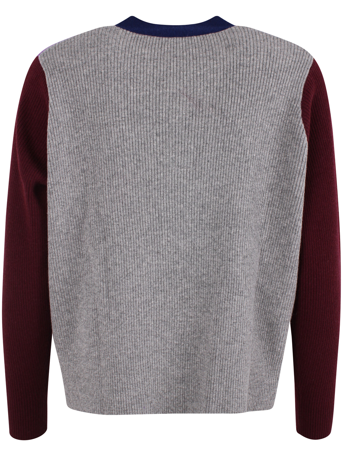 Locer und gerade geschnittener Pullover im Colourblock Design mit bordeaux Ärmeln, grau Rückenteil und fresh lila Front aus feinster Merinowolle.