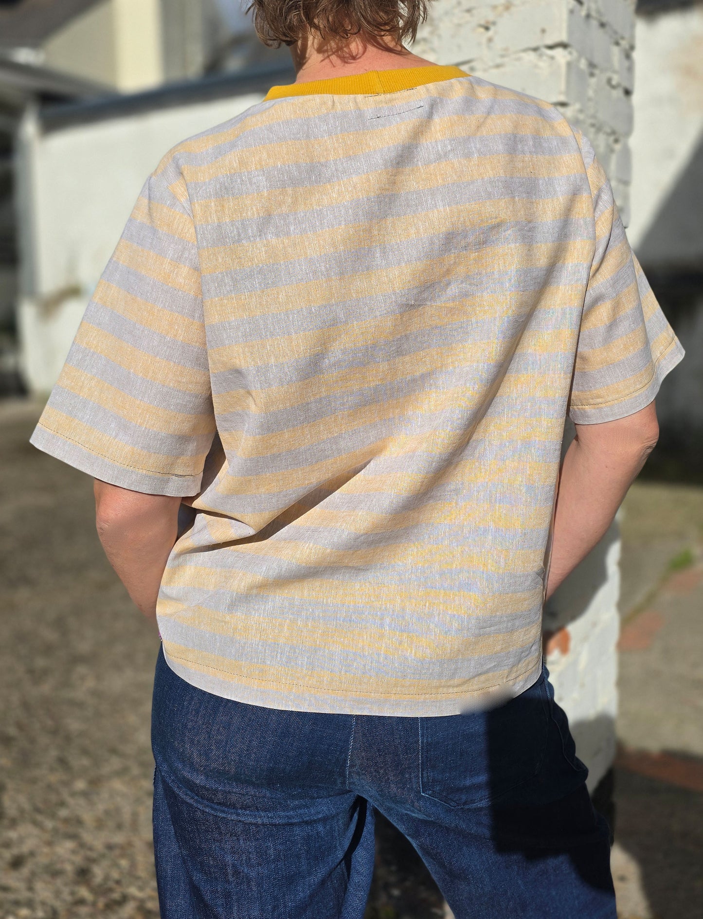 Loose Fit Shirt aus Leinen mit Baumwolle, Blockstreifen in Melange beige und gelb.