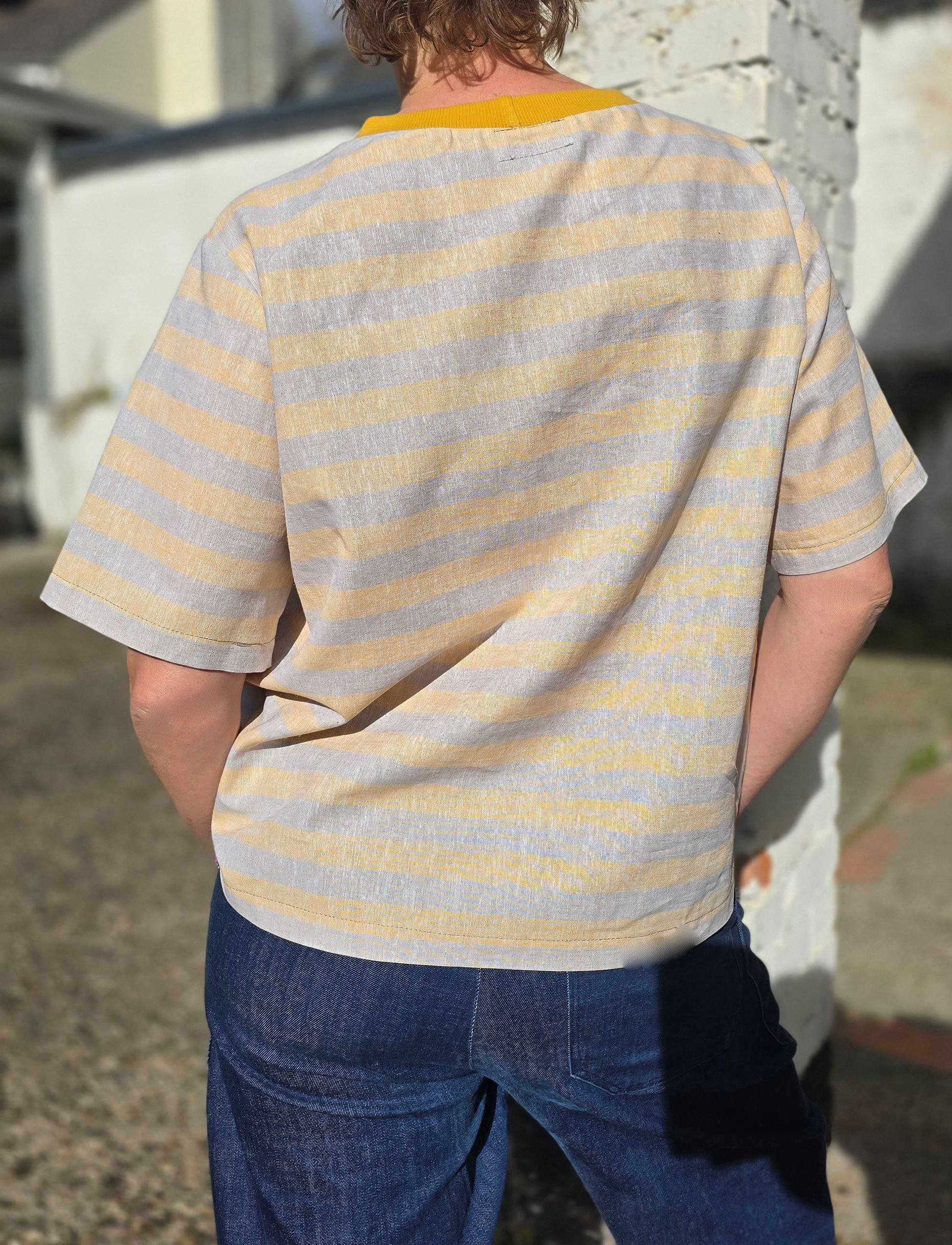 Loose Fit Shirt aus Leinen mit Baumwolle, Blockstreifen in Melange beige und gelb.