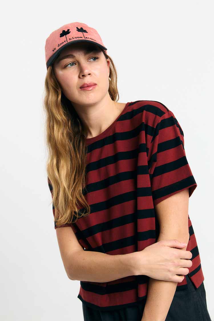 Kurzärmliges T-Shirt gestreift mit fancy back von Suite13Lab