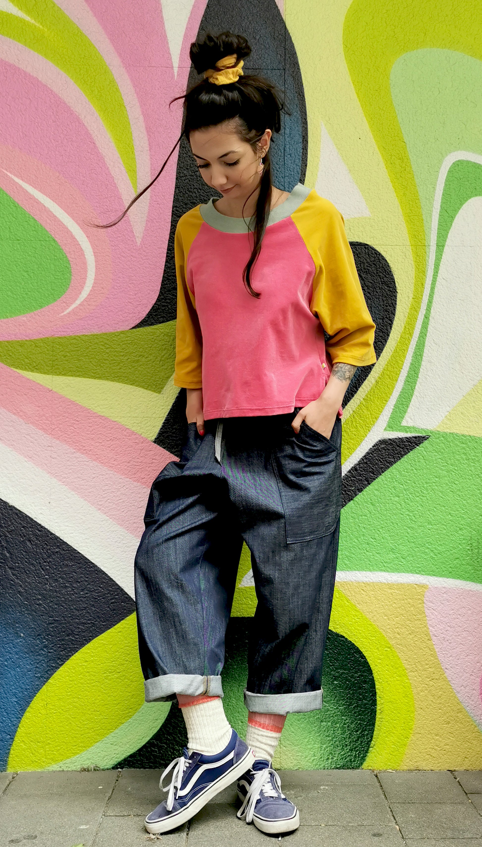 Kuscheliges Nicky Top in 80ies Retro-Farben- Pink und Gelb-, macht Spaß und ist dazu nachhaltig.