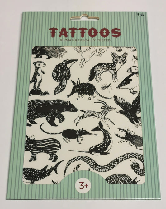 Niedliche schwarz/weiss Klebetattoos für Kinder mit verschiedenen Tierchen in Retrooptik.