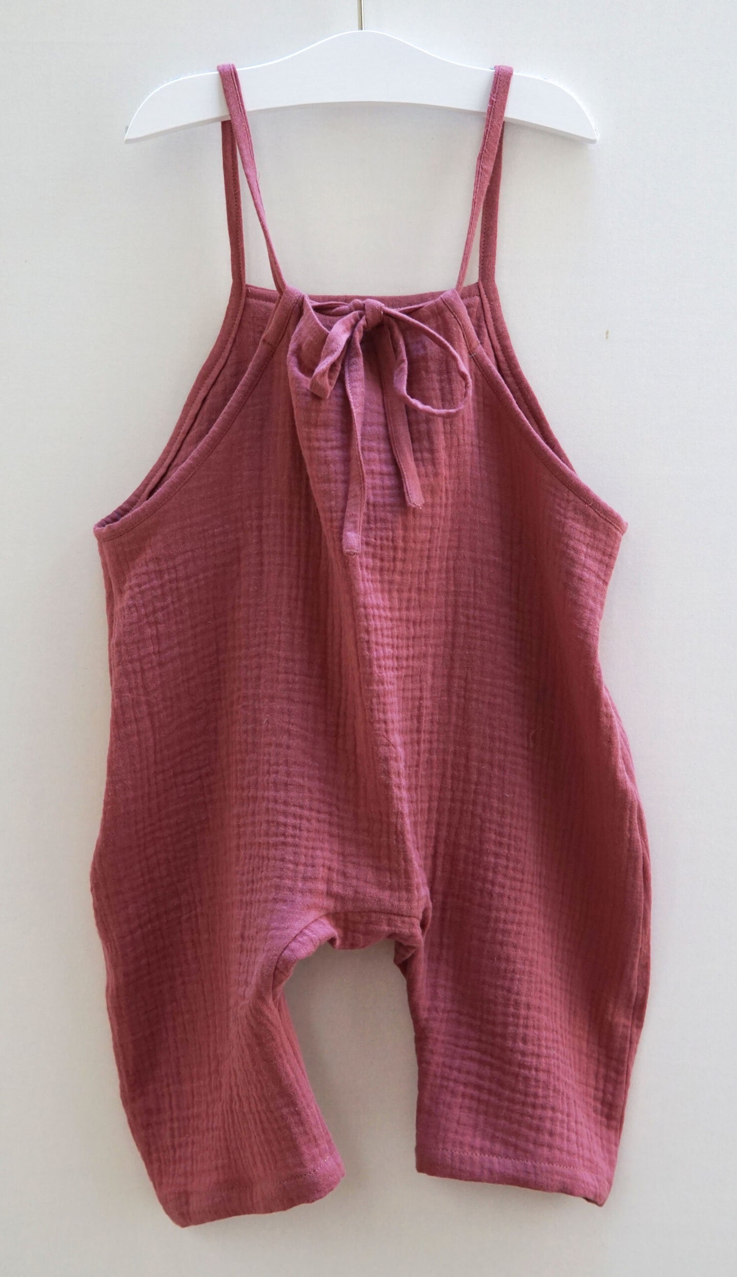 Dungarees made of muslin with tie straps in old rose by Fäulein Prusselise