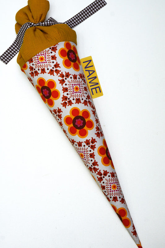 school cone retro floral pattern