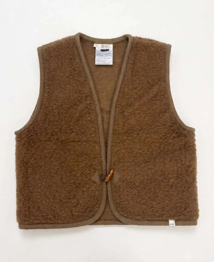 Wolle Bodywarmer Weste Shorty in expresso/ braun von We Are Wovens