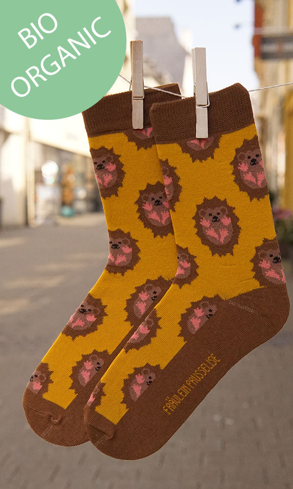 Prusselise Socken mit schoenem  Igelmotiv in braun und gelb. 