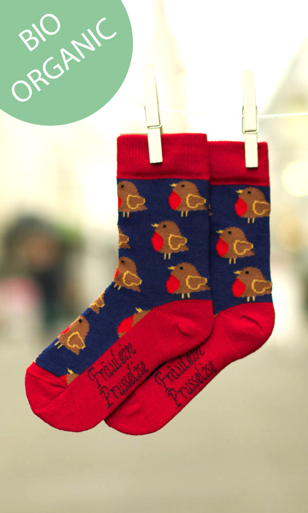 Prusselise Kindersocken mit sueßem Rotkehlchenmotiv in rot und dunkelblau.