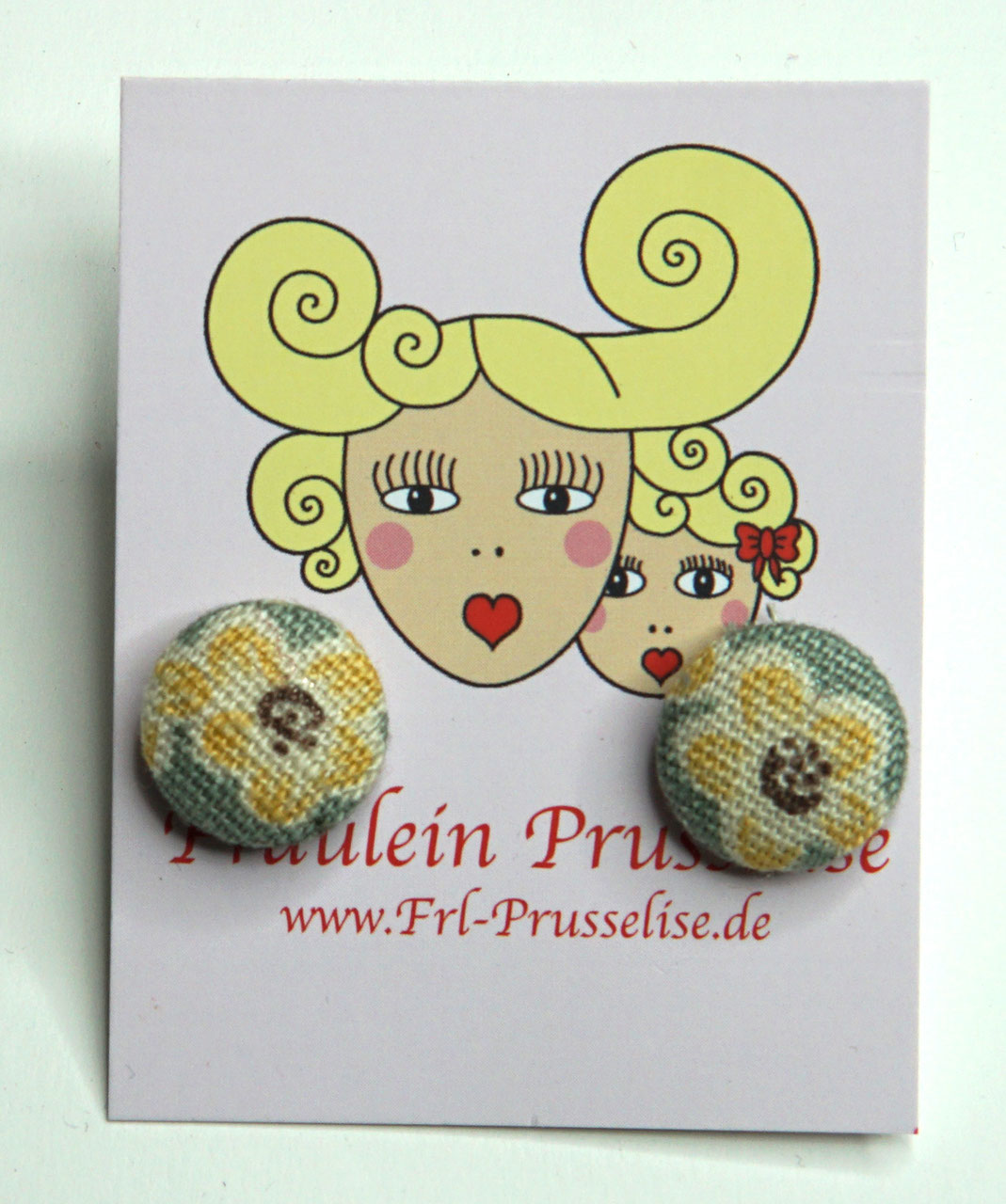 Earrings by Fräulein Prusselise