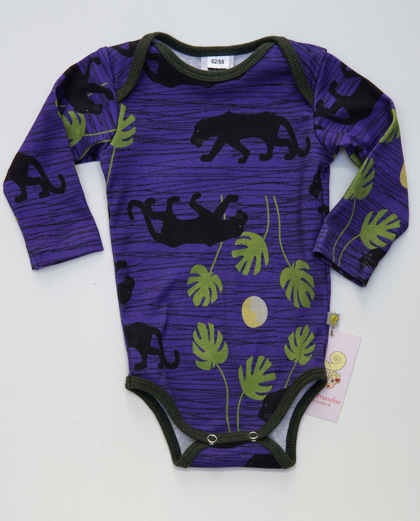 Baby bodysuit with panther in the jungle by Fäulein Prusselise